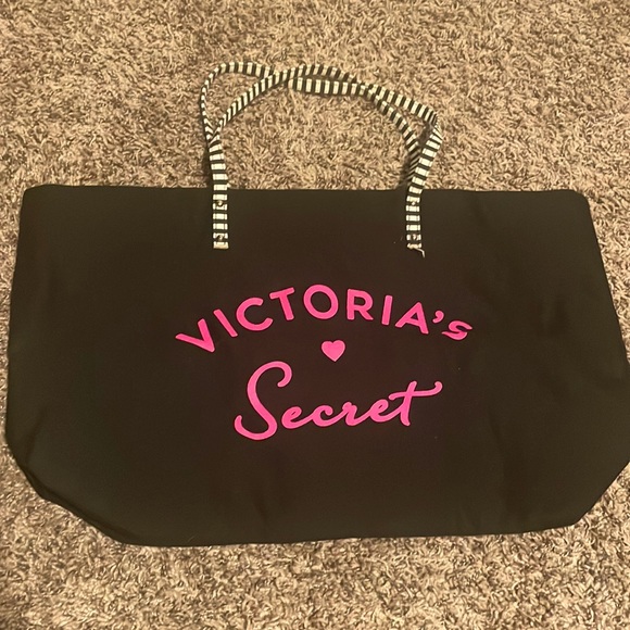 Victoria's Secret Handbags - Victoria’s Secret Tote